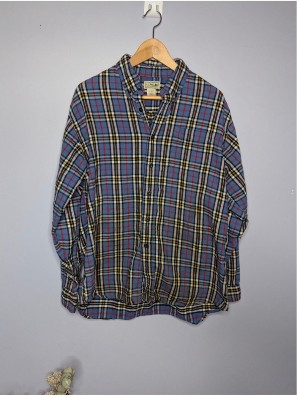 L.L. Bean Scotch Plaid Flannel Shirt Men's Large Regular Traditional Fit Blue